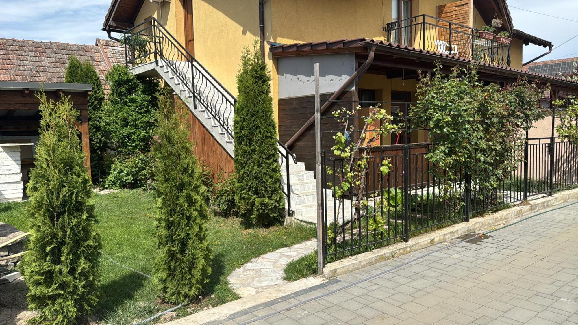 Casa Smarald Turda Noua Hotel Buitenkant foto