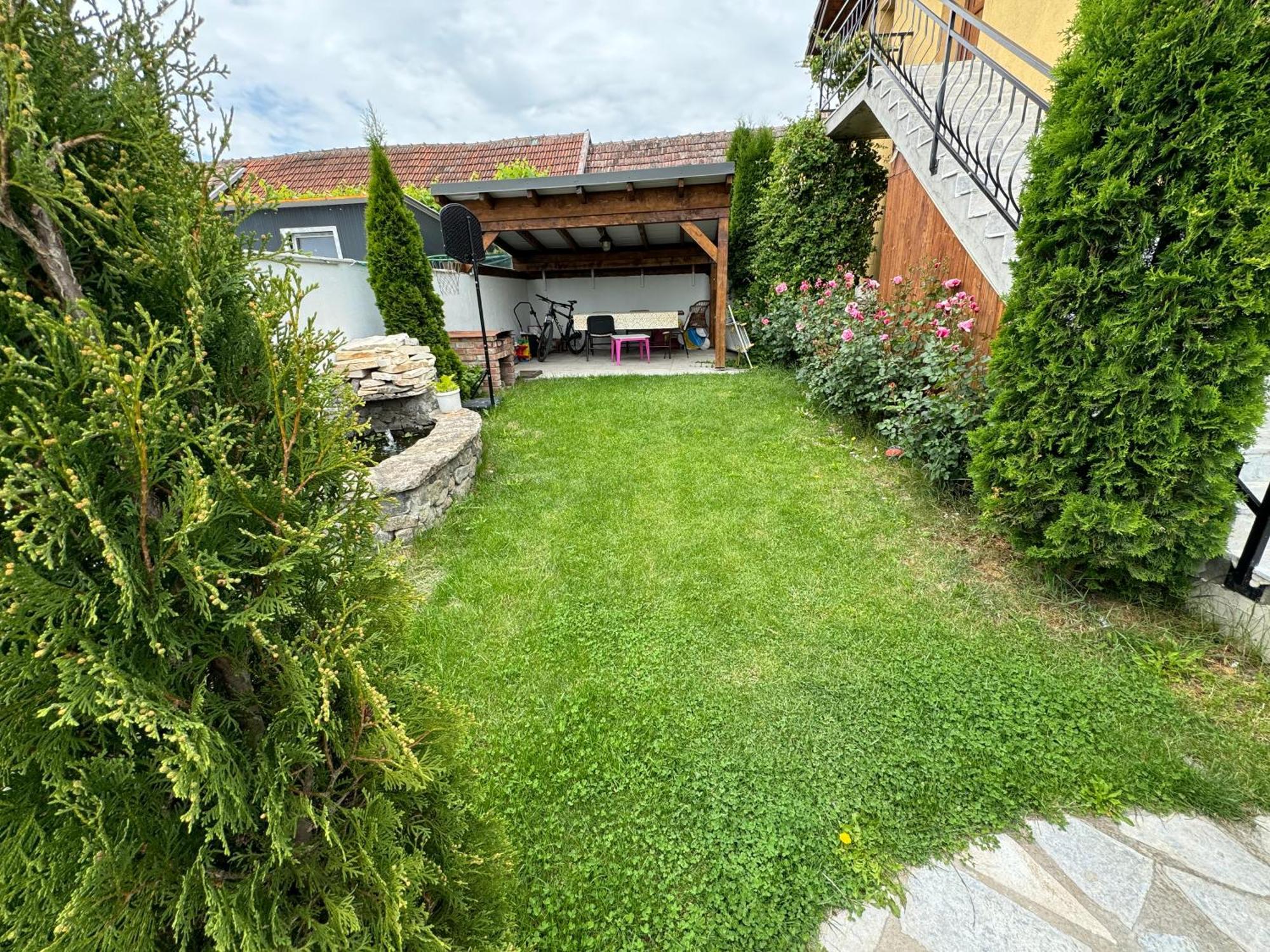 Casa Smarald Turda Noua Hotel Buitenkant foto